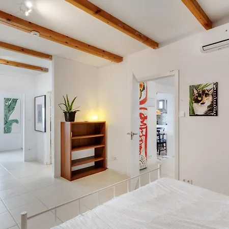 El Doctoral شقة *